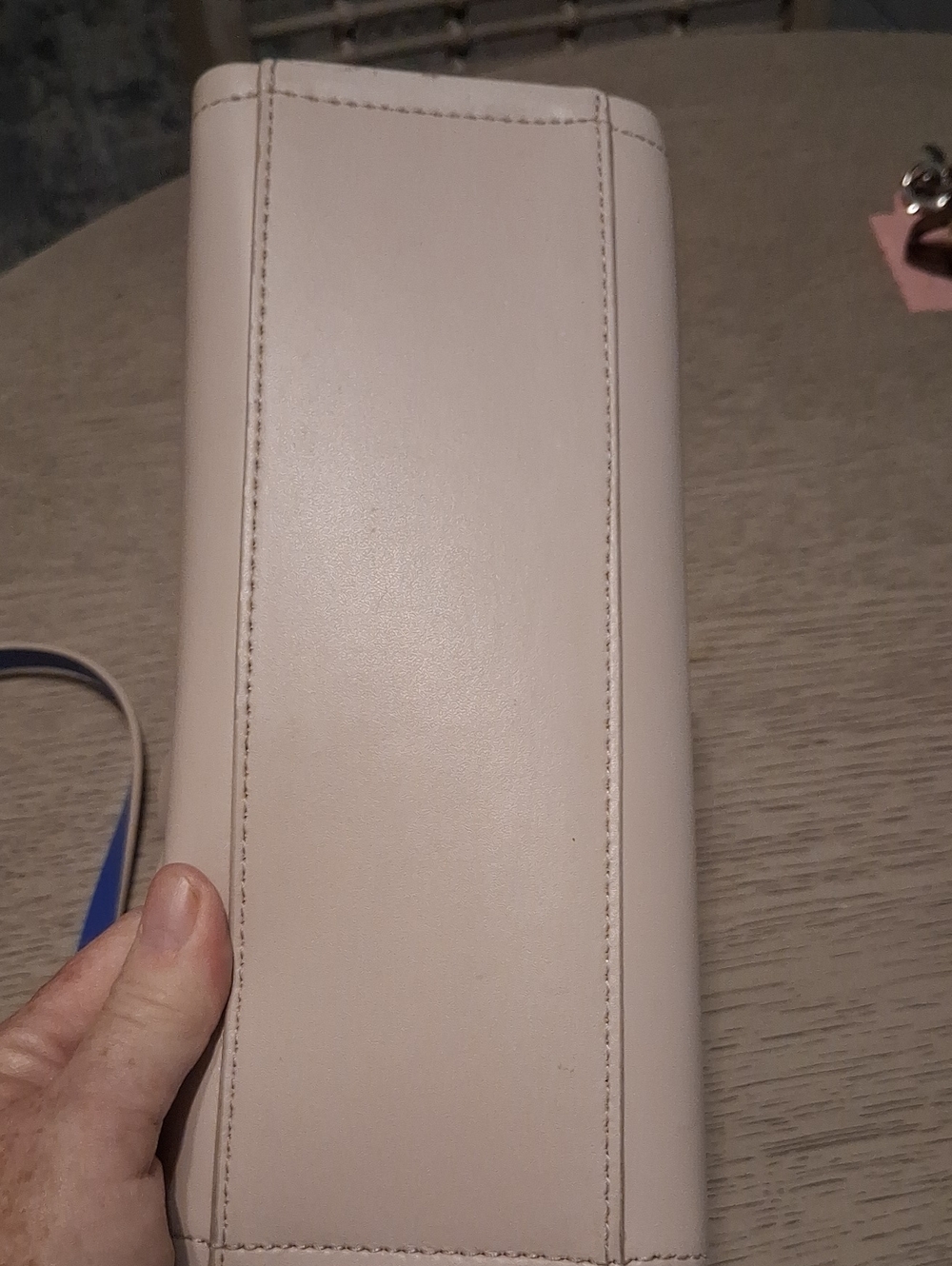 kate spade Cream & Blue Trim Purse.  NO BUNDLE DISCOUNT. FIRM PRICE - Picture 7 of 12